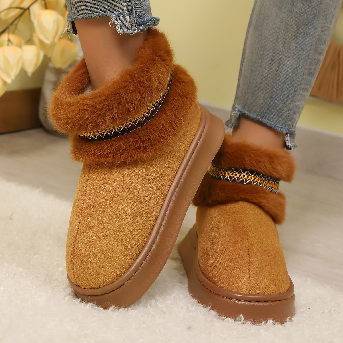 Nuevas zapatillas de algodón transfronterizas para el hogar de Amazon para mantener cálidas y gruesas parejas simples de otoño y invierno y medio paquete interior con muebles domésticos