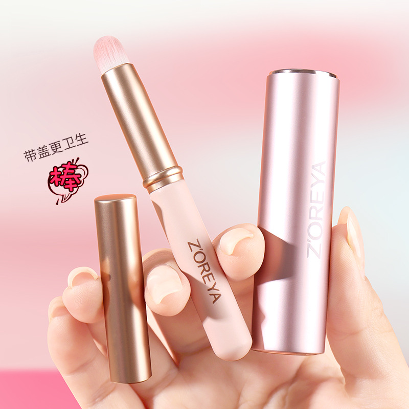 Zhuolia nuevos productos portátiles cepillo de maquillaje esmalte labial cepillo de esmalte labial balmón labial blanqueador cepillo con cubierta mini cepillo labial