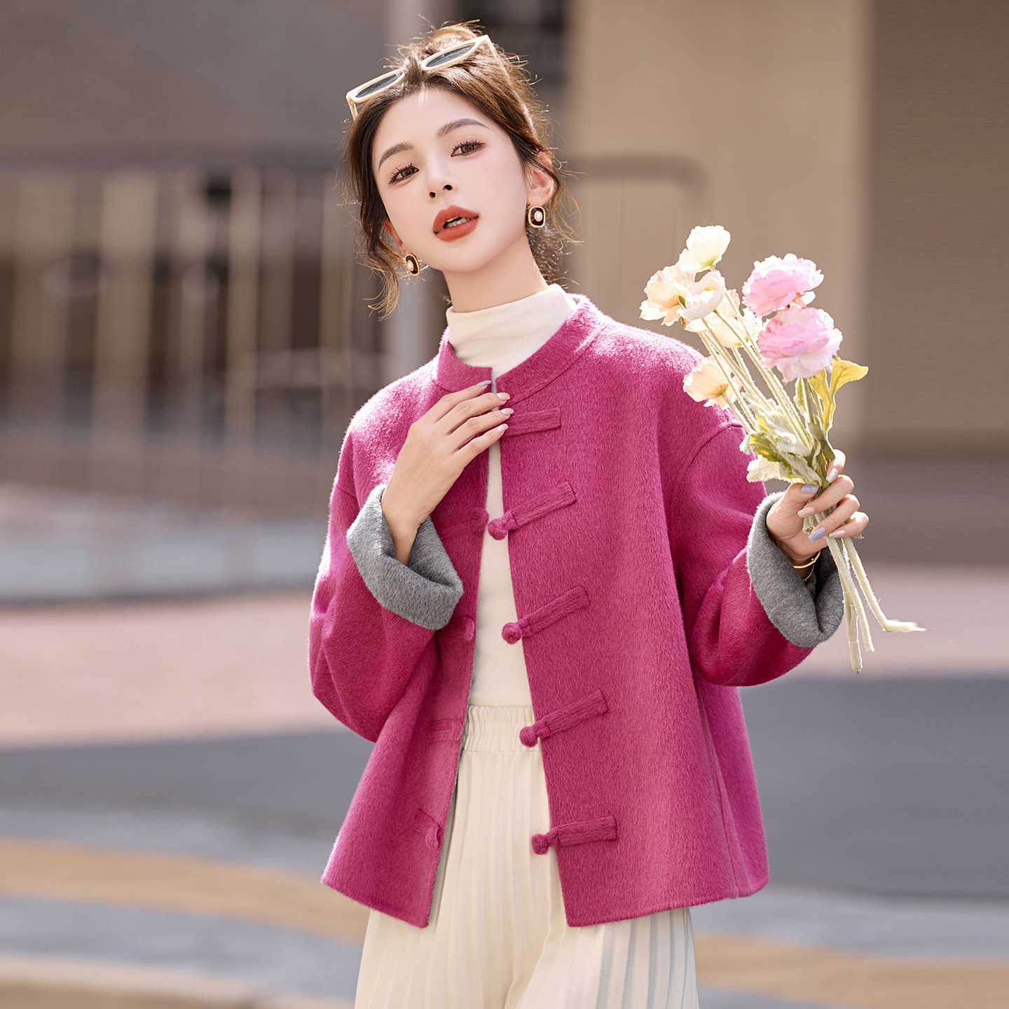 Vintage Chinese-Style Stand-Up Collar Double-Sided Wool Coat for Women, 2025 Autumn and Winter New Year Red Elegant Short Woolen Outerwear