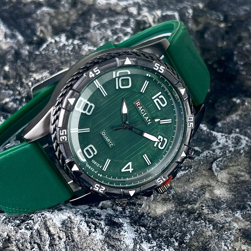 Hot Selling Fashion Cool Men Watch Sports Silicone Watch Men's Quartz Watch_voghion.com