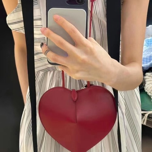 New  Spring Heart-Shaped Shoulder Crossbody Bag Small Phone Bag Peach Heart Women's Bag Korean Style Versatile Fashion Item
