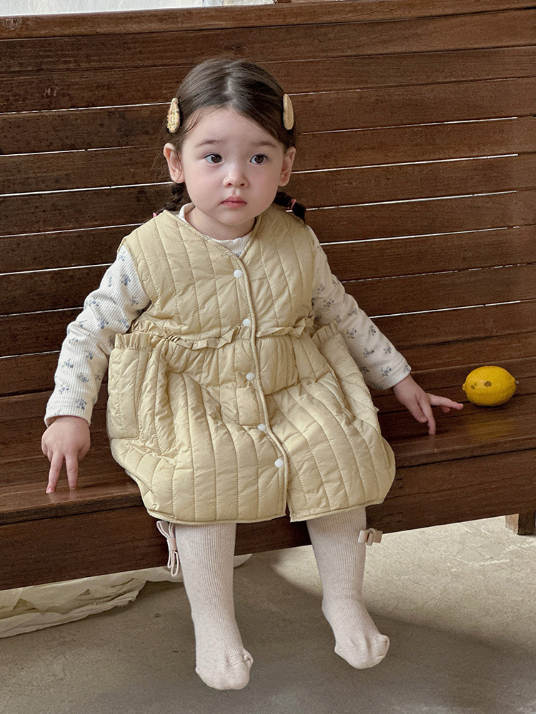 Traje de vestido de bebé de otoño e invierno versión coreana más traje de terciopelo para niñas de 1 a 3 años, falda acolchada cálida de estilo occidental