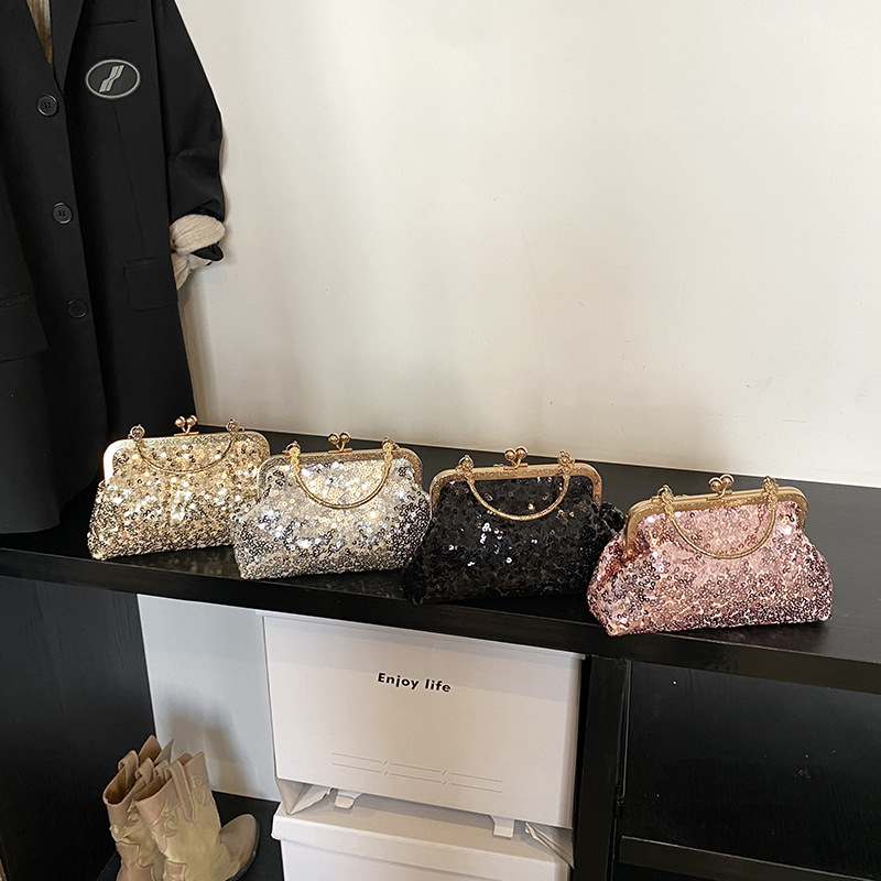 Europa y los Estados Unidos bolso de cena de sequillas mujeres 2025 primavera nuevo bolso de mano bolso de hombro de moda bolso de cadena de corte