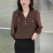 �¿�洺�＾ʱ��ѩ����V�����¼����ڶ��������ʳ�������Ů