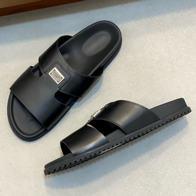 Trendy Men's Casual Flat Flip-Flops with Letter and Metal Design, Summer Fashion Personalized Leather Sandals with Color-Blocking