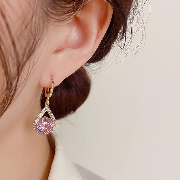 Small design fashionable geometric earrings with zircon