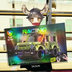 子供の大人の車の組み合わせのおもちゃはレゴの小さい粒子の積み木のリモコンのレースの機械のセットのシリーズの積み木に対応します。
