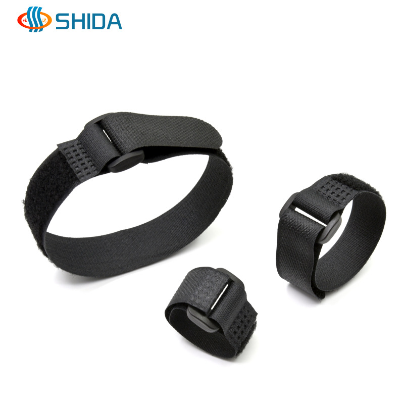 En stock correa de batería de nylon negro equipo de alambre vinculante Paquete de cable organizador modelo hebilla inversa cinta de Velcro