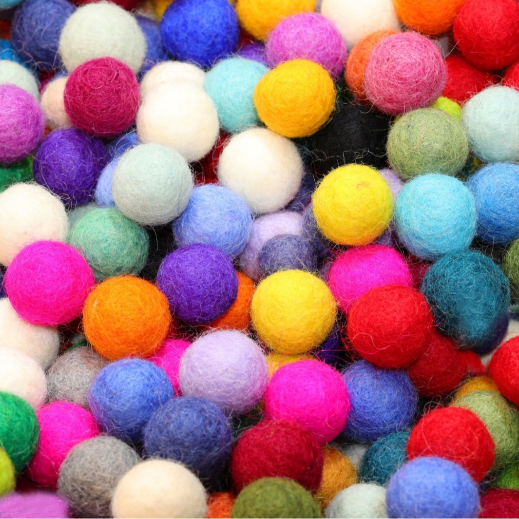 Fieltro de Navidad Bolas de fieltro 20 bolas de color Bolas de pelo Colgante Fiestas de Fiestas de Fiestas