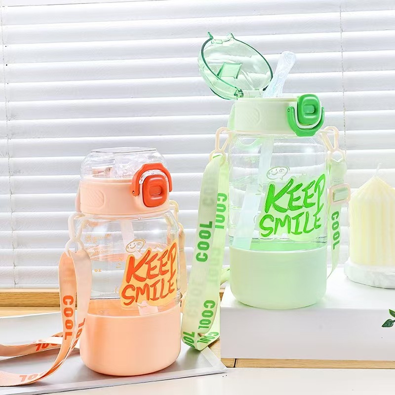 Xinbei2025 tazas de agua para niños verano nuevo jardín de infantes bebés tazas de paja deportivas al aire libre hervidor portátil