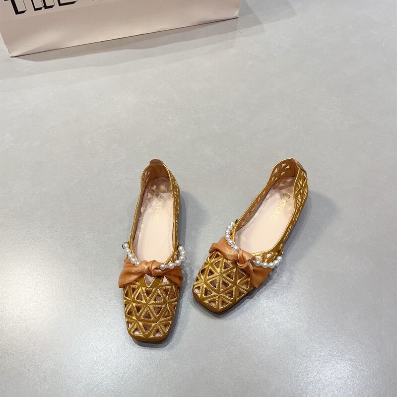 Summer Hollow Hole Shoes for Women, New Retro Style Pearl Mary Jane Shoes, Square Toe, Shallow Mouth, Breathable Flat Shoes for Women