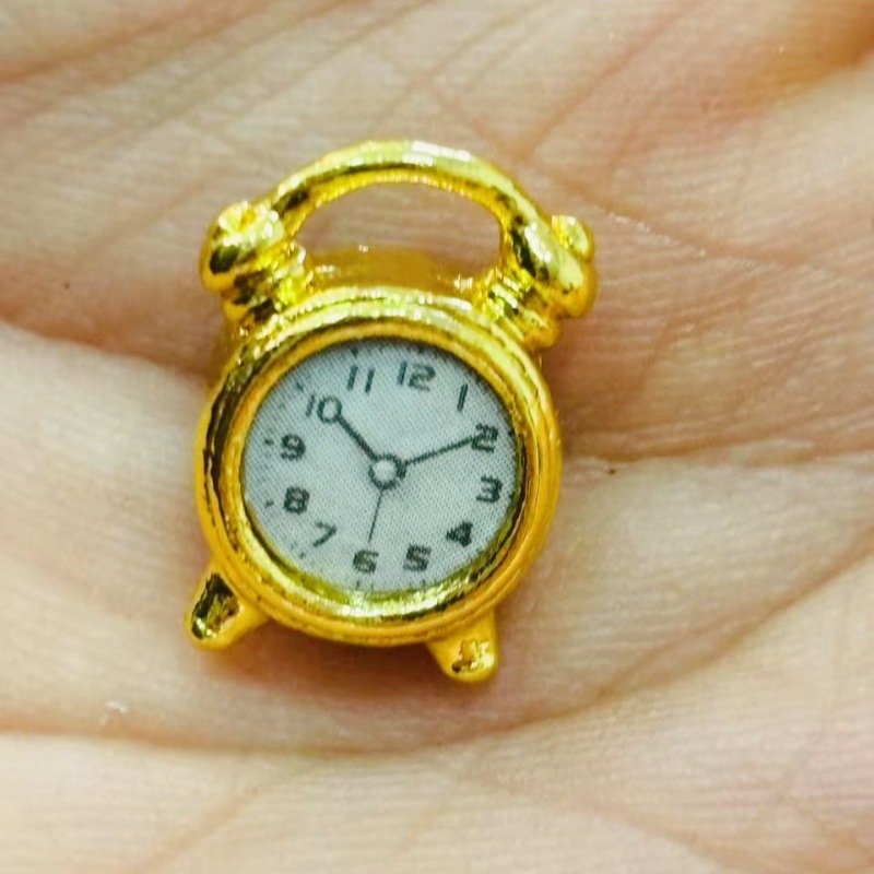 ����������΢��dollhoes miniatures�Ͻ�С���Ӱڼ�