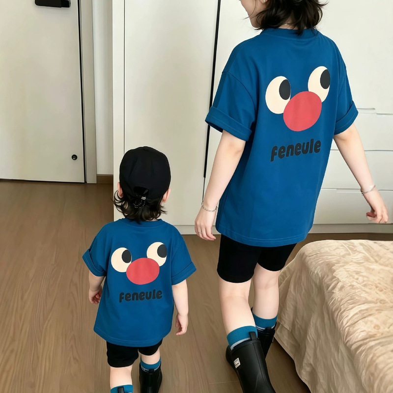 Japanese-Style Family Matching Outfits for a Family of Three, Children's Short-Sleeve T-Shirts, 2026 Summer Children's Father-Son Tops Trendy