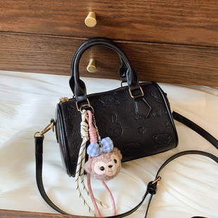 �߼���С���������Ů2025�¿�İٴ�б����r�����б���С���