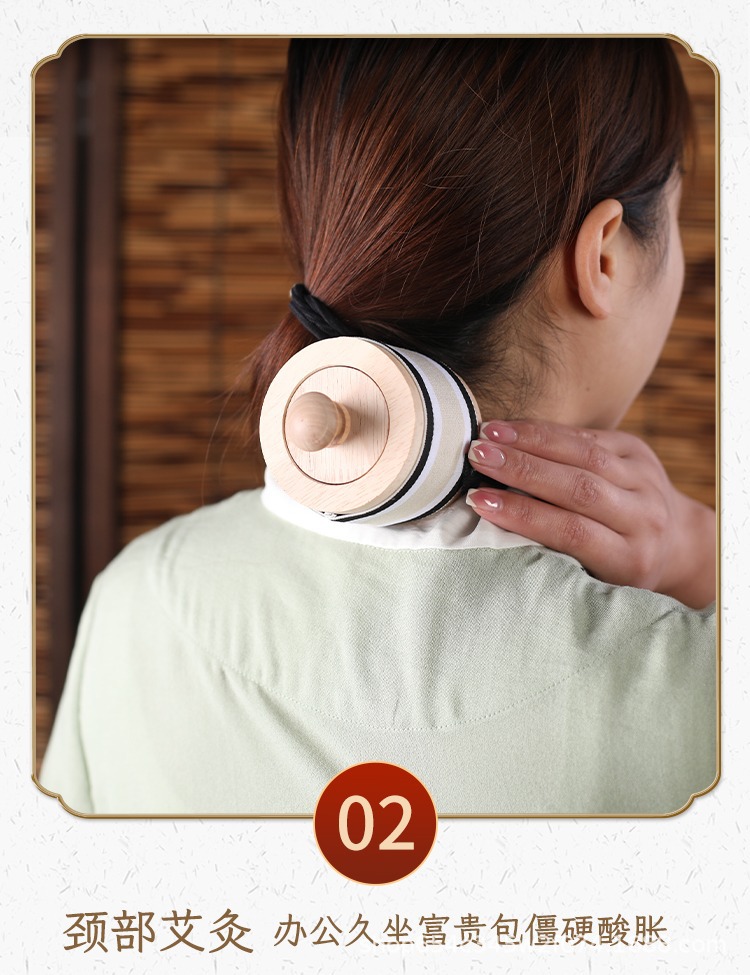 Smokeless Moxibustion Box Portable Moxa Warmer Set with Straps for Home Warming Therapy in use