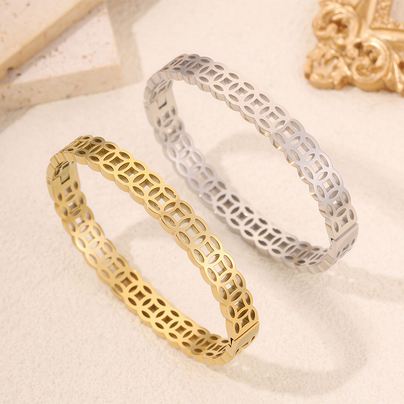 New Chinese-Style Fortune-Bringing Copper Coin Bracelet for Women, Retro Non-Fading Titanium Steel Bracelet, European and American High-End Couple Bracelet