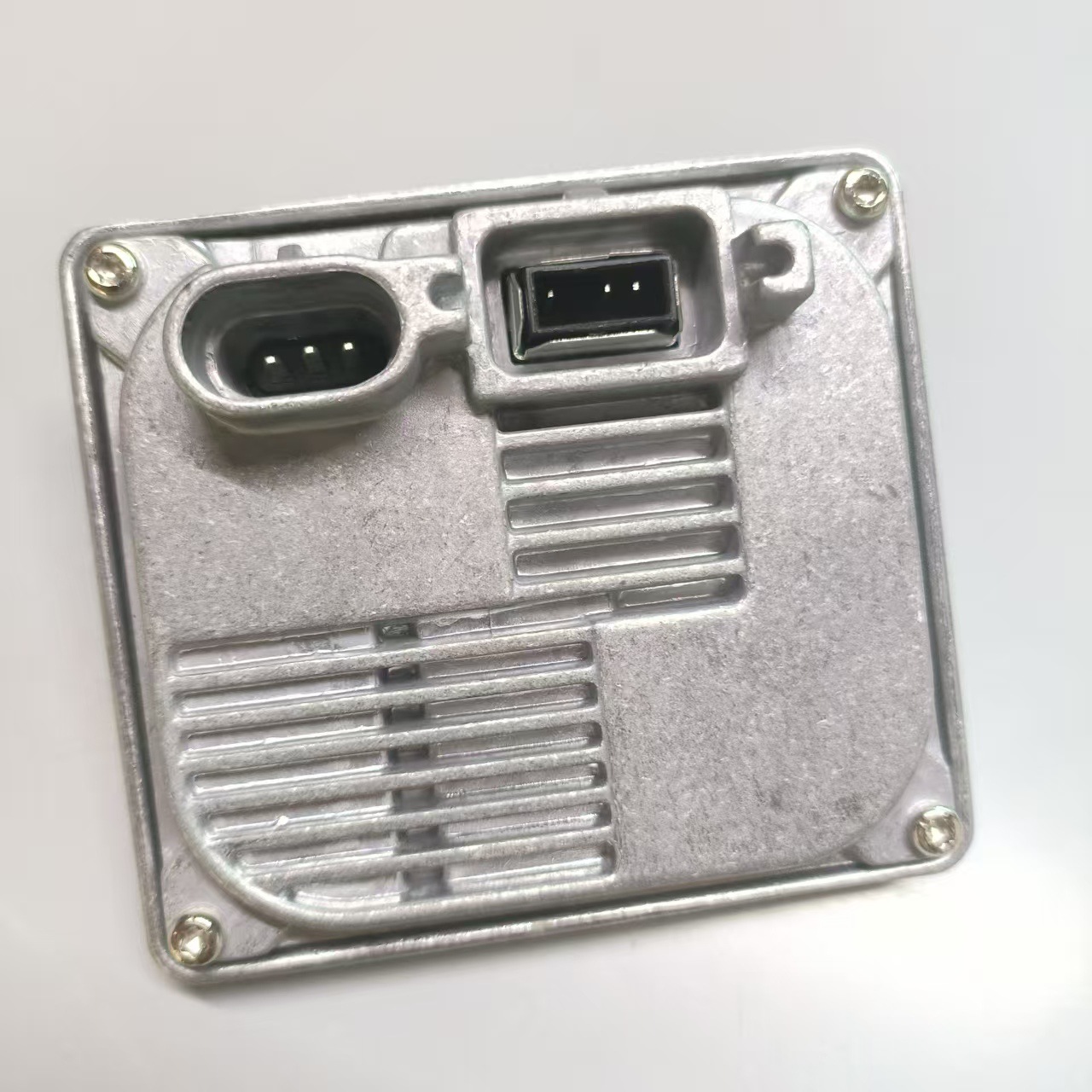 83110009044/D1S is suitable for Harvard H6, Zotye, Kia Sorento headlight ballast, brand new part