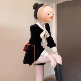 С��ǧ���L��ɫ�z�q�B��ȹ��Ů�_��������һ�����b�߼��Ѓȴ��ȹ