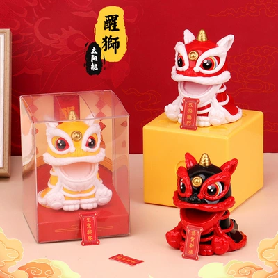 Car ornaments: lucky nod solar lion car