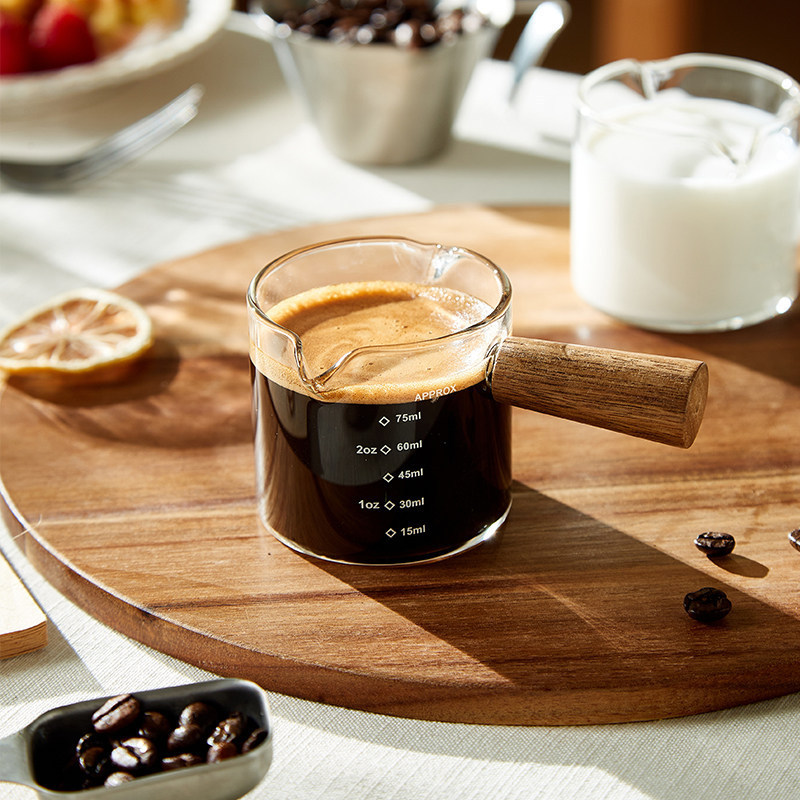 Coffee Measuring Cup with Scale, Glass Extraction Cup, Espresso Latte Art Milk Jug, Wooden Handle Ounce Cup, Milk Pitcher, Pour-Over