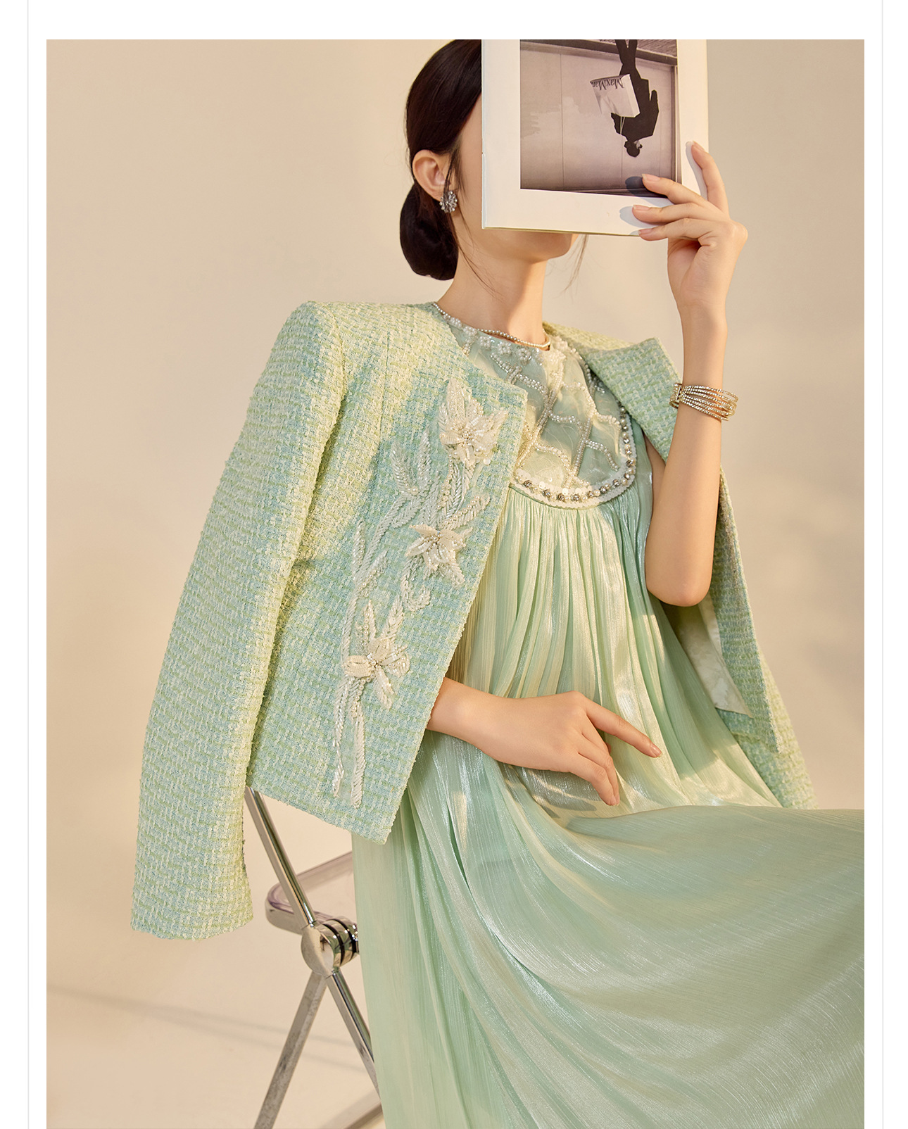 Đầm dài phong cách Trung Hoa mới cổ tròn tay vest dáng suông N8028 — màu xanh lục lam chi tiết 6