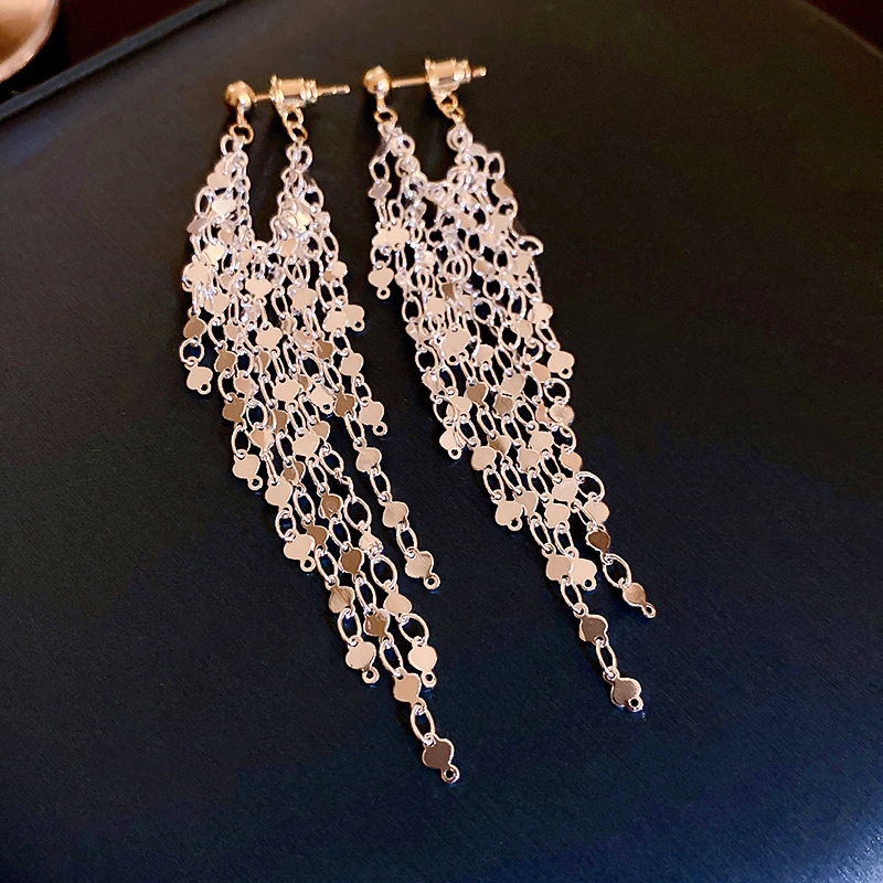 Pendientes de lazo de amor de diamantes llenos de agujas de plata galvanizadas en oro real Pendientes de moda exquisita Pendientes de lujo ligero plateado