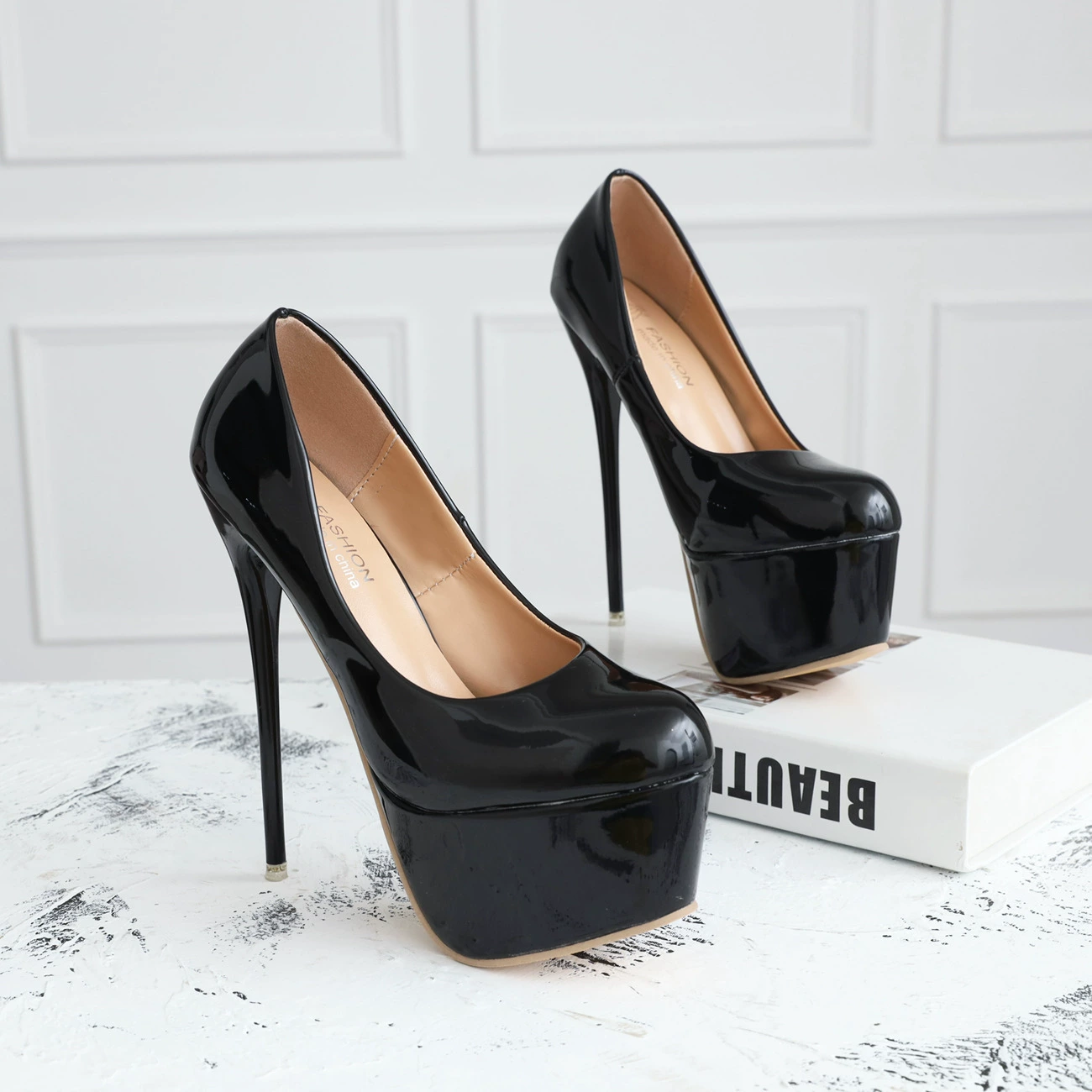 AliExpress Большие размеры 4142 водонепроницаемые настольные туфли на высоком каблуке женские весенние новые тонкие туфли