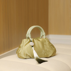 時尚女包批發2024今年流行新中式國風晚宴包單肩斜挎手提雲朵包包