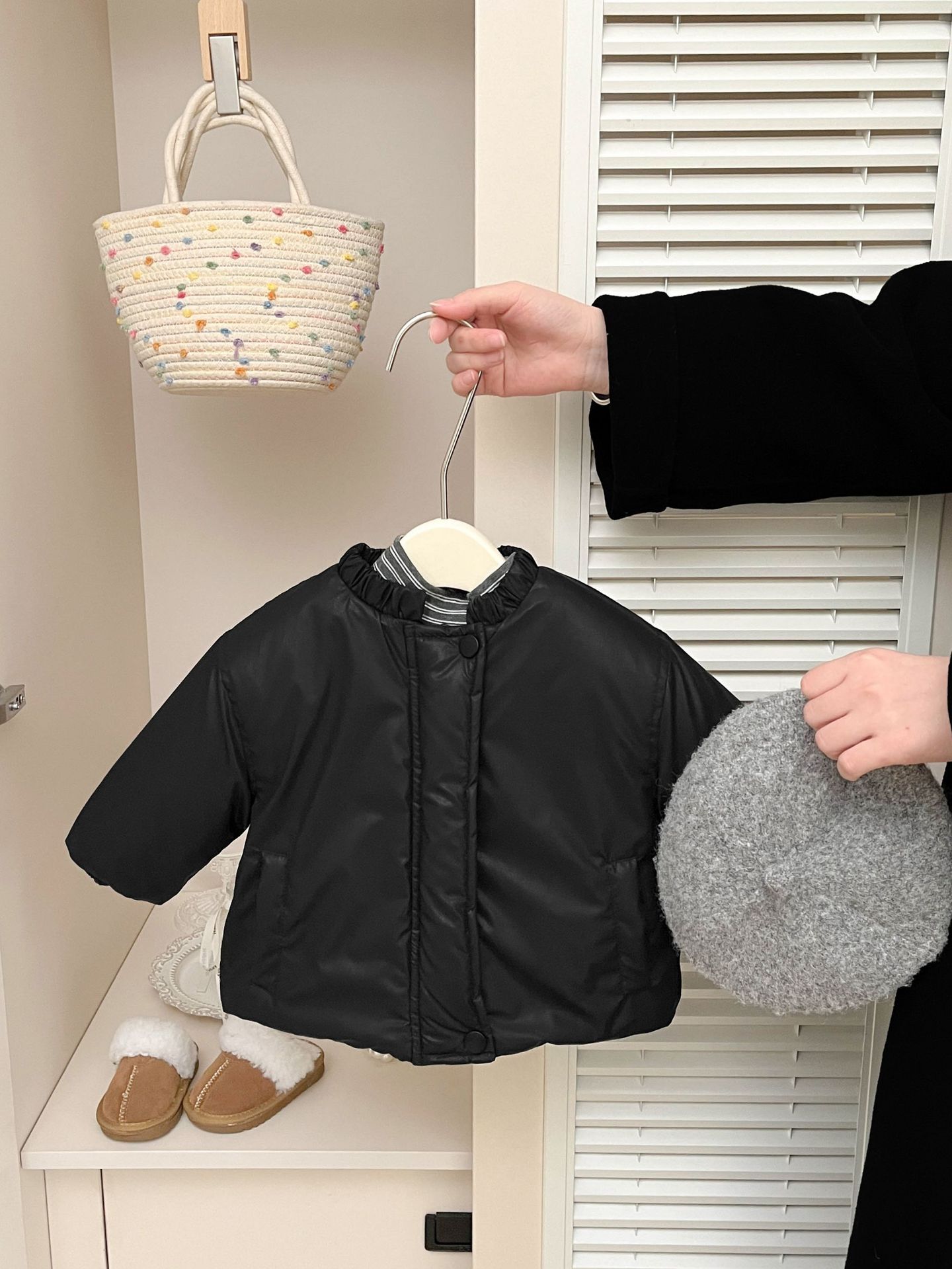 Bebé de moda fresco y chaqueta de cuero gruesa nueva chaqueta de estilo extranjero para chicas coreanas chaqueta de moda para bebés y bebés image 5