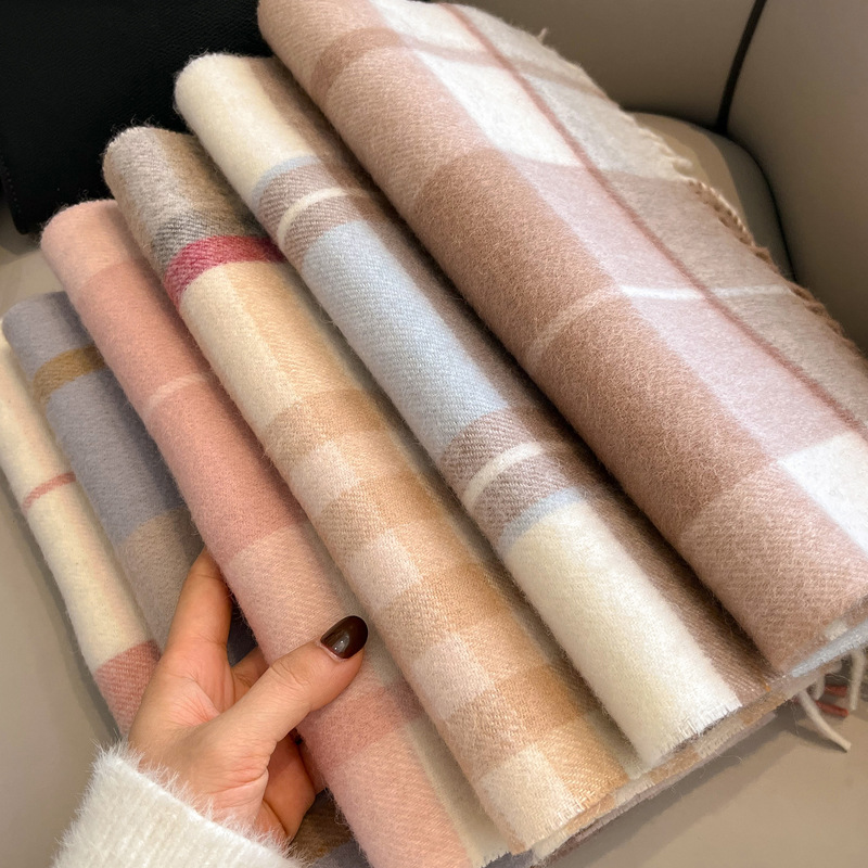 澳洲羊毛英伦格子围巾女冬季保暖围脖百搭时尚纯羊毛加厚流苏围巾