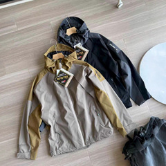 高品S家白敬亭同款户外机能冲锋衣防水防风拼色印花连帽拉链夹克
