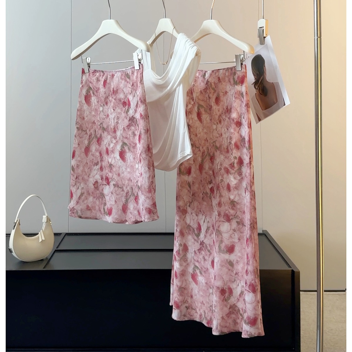 French Iris Floral Print Midi Skirt For Women, High-Waisted Flowy A-Line Chiffon Skirt With Mermaid Hem For Summer_ecoleips.com
