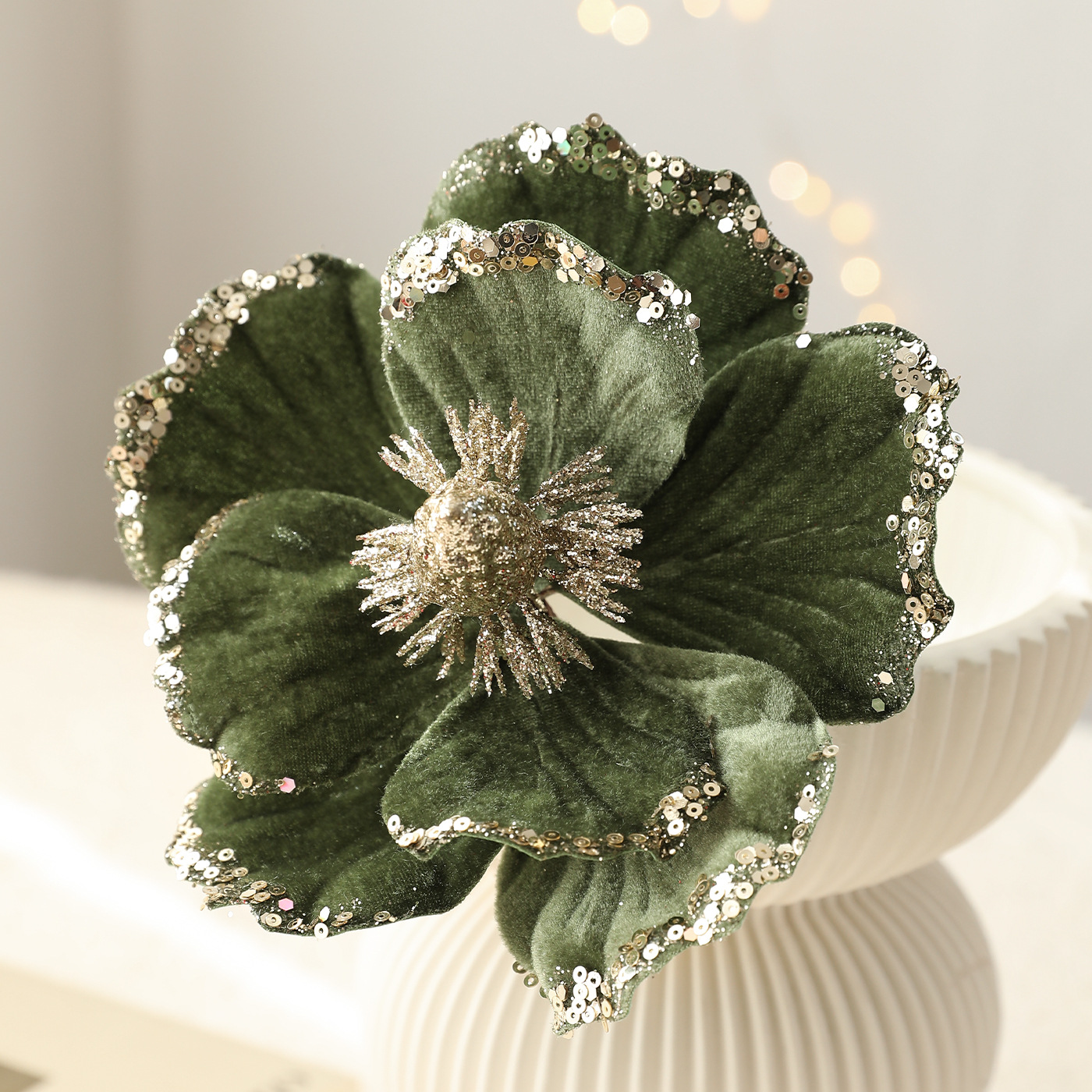 Nuevo producto 15CM flocado de polvo de viscosidad flor de Navidad magnolia de alta calidad tela de lujo decoración de Navidad imitación flores