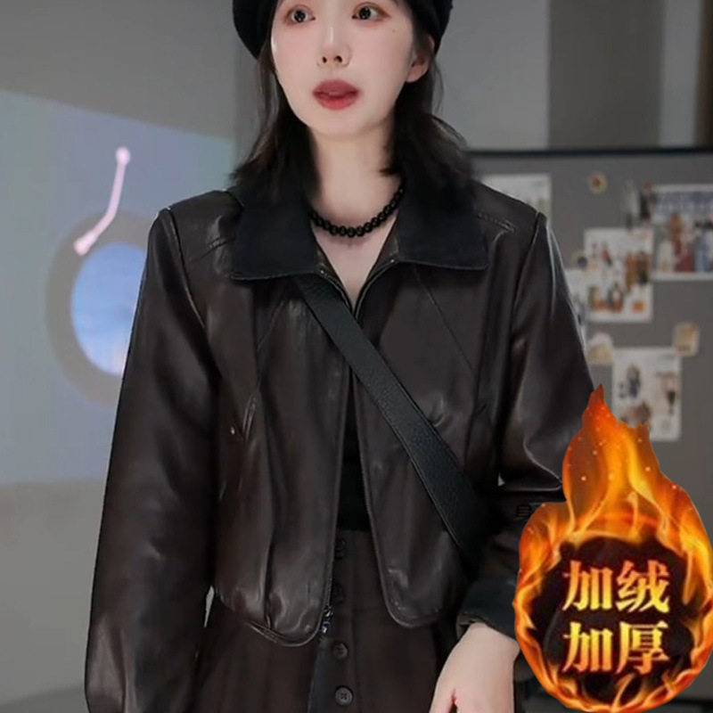 Áo khoác da PU dáng ngắn cổ bẻ nữ phong cách cá tính — màu cà phê, đen, Lông cừu đen, Màu cà phê với fleece