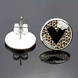 项链;耳钉;耳环