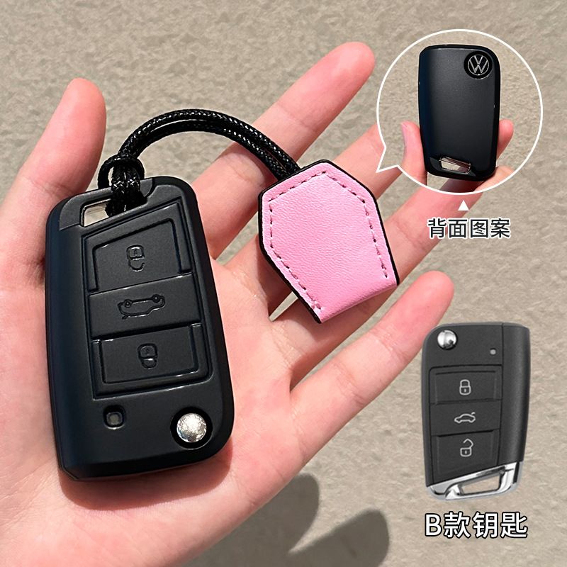 폭스바겐 B 모델 매트 블랙 + 핑크 팔찌