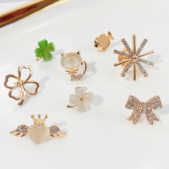 New Simple Anti-Bleed Cat's Eye Stone Brooch for Women, Four-Leaf Clover Pin for Attaching Clothes, Accessory Manufacturer