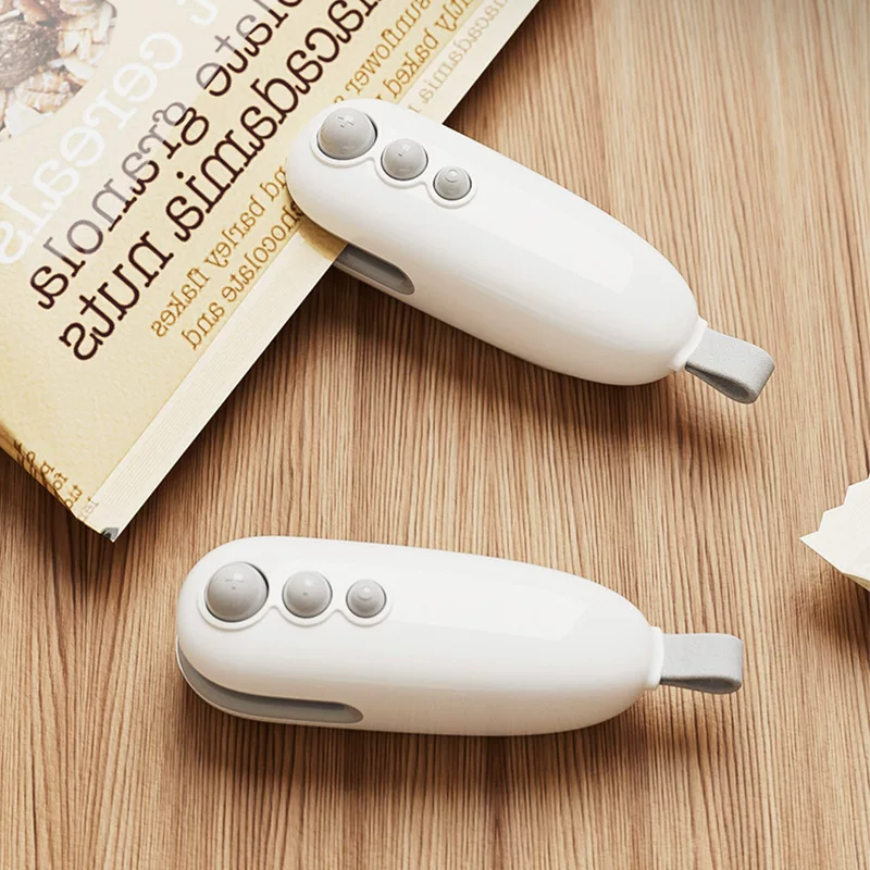 Little monster snack seal machine small mini seal packaging household plastic bag food fresh sealing artifact