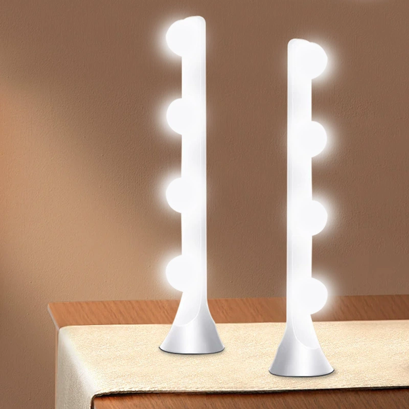 Настольный четырехрядный свет компьютера в прямом эфире