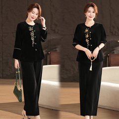 中高年の金の綿毛のスーツの女性の春秋2025新型のお母さんの春の服のコートの広い奥さんの上着の2つのセット