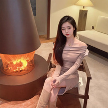 秋冬新款纯欲甜辣妹一字肩连衣裙女性感御姐紧身显瘦纯色包臀裙子