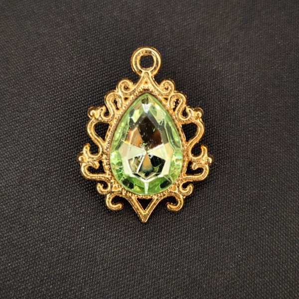 Gold background light green