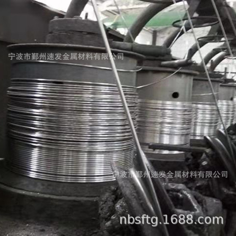 ee9525bd43682345456404f80b39ff