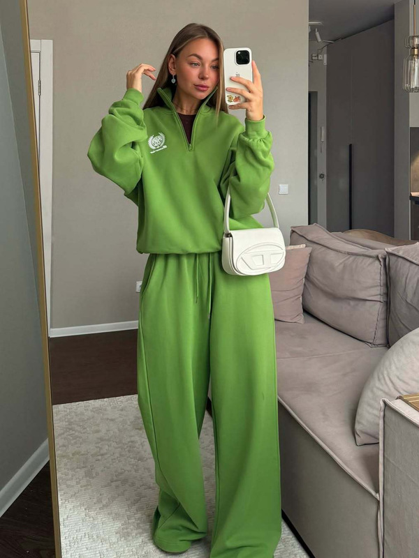ヨーロッパの商品のカジュアルな半ファスナーの衛衣の2つのセットの女性の春秋のタイプの緑色の運動の快適なストレートのズボンのスーツの卸売り|undefined