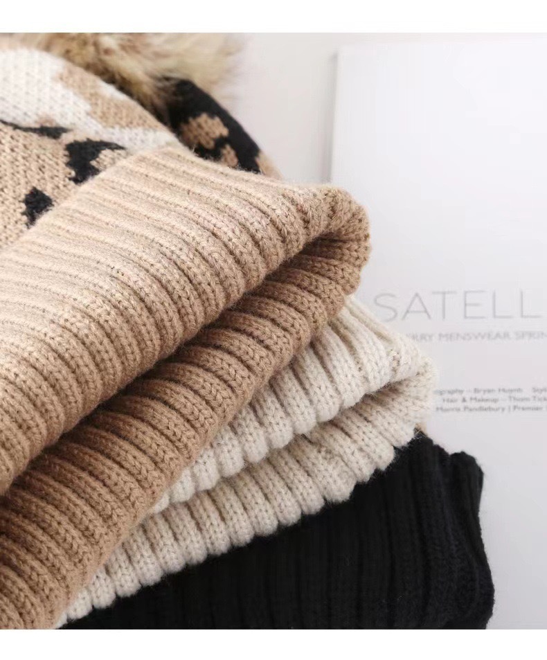 for Women New Autumn Winter Versatile Cross-Border European American Korean Version Leopard Print Pom Warm Knitted_voghion.com