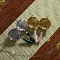Manufacturer wholesale 304 stainless steel tea leak tea strainer ceramic handle tea filter tea infuser tea set accessories