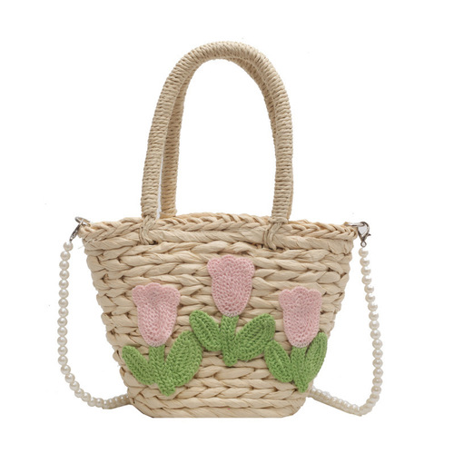 This year, niche-design straw woven bags are trending—'s latest women's bag collection features a chic Korean-style crossbody bag and a stylish hand-held bucket tote.