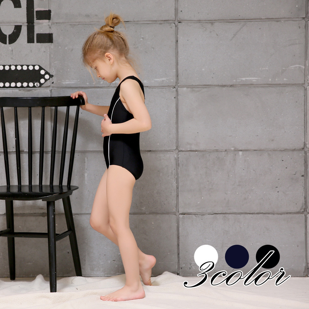 children's swimwear