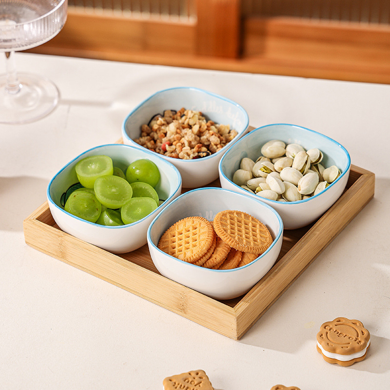 Yunduo 스티치 4inch 사각 접시 - 4개 혼합 팩(트레이 포함) 색상 상자 없음