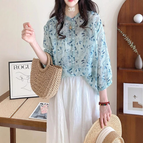 Women's new summer shirt, loose, retro stand-up collar, literary and fresh blue-green floral seven-hole sleeve